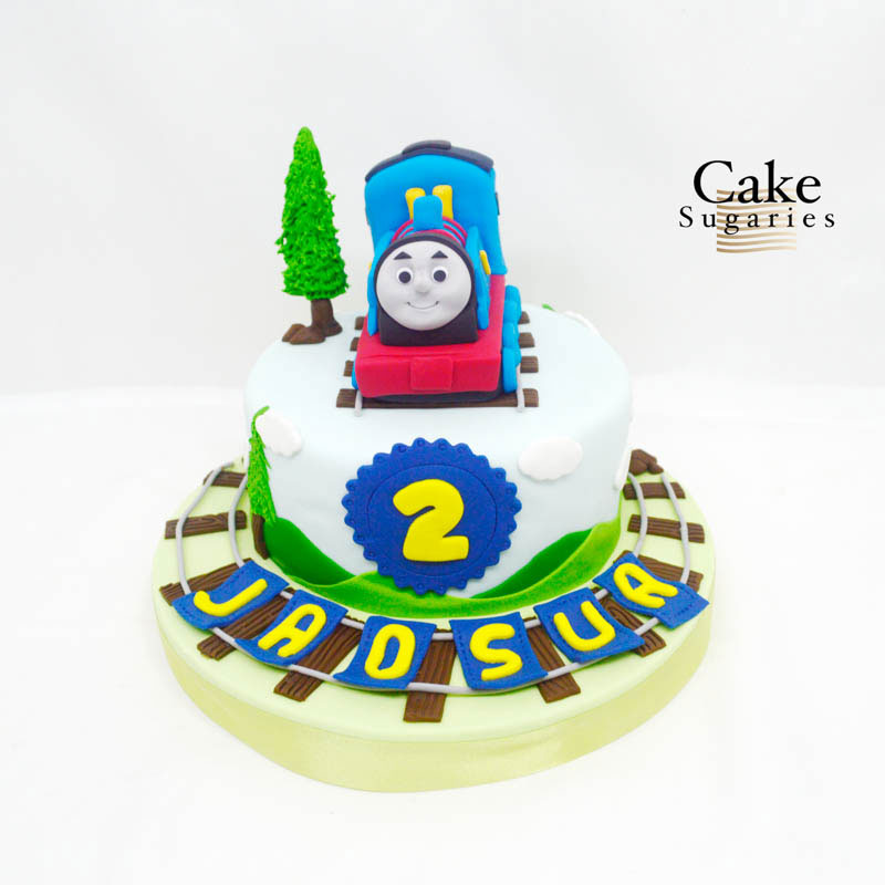 Thomas train cake-07